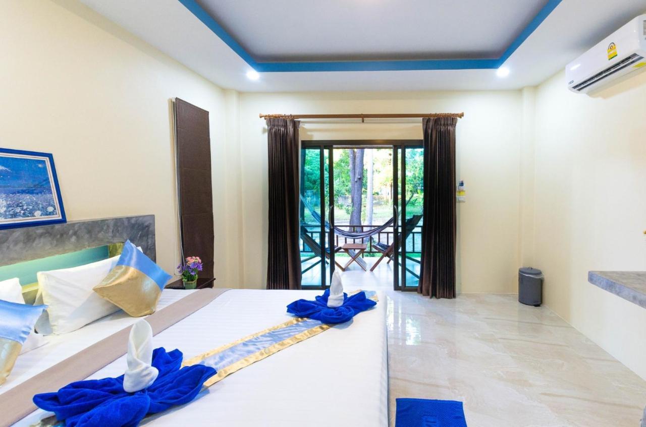 The Sun Long Beach Resort เกาะลันตา ภายนอก รูปภาพ